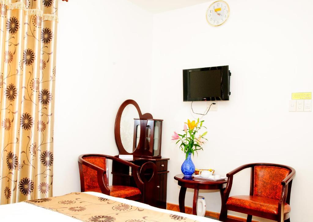 Minh Quan Hotel Bao Loc Habitación foto